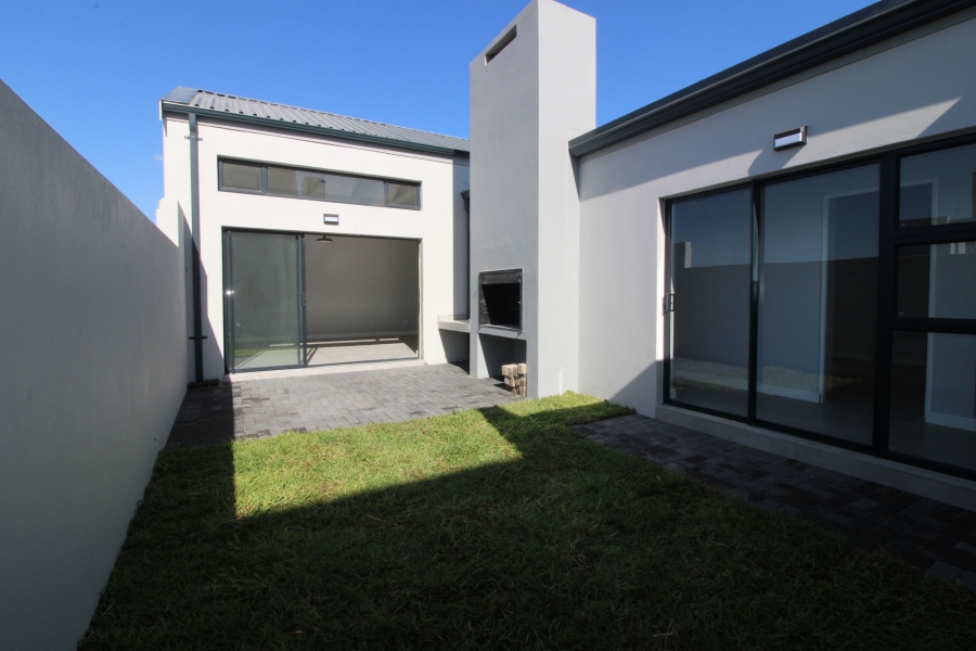 3 Bedroom Property for Sale in Sandown Western Cape